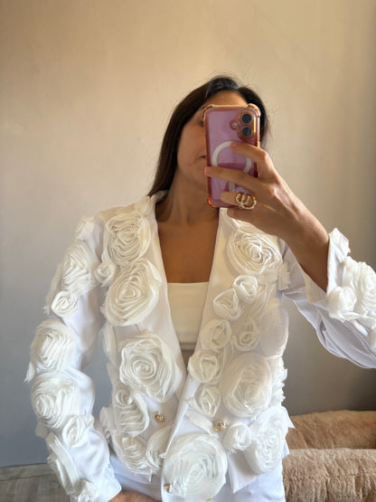 Blazer doppiopetto rose bianche